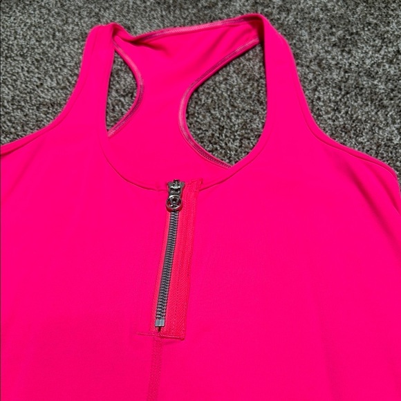 Lululemon Pink Racerback Tank Top with front zipper. No size tag. Fits size 6/M - Picture 3 of 9